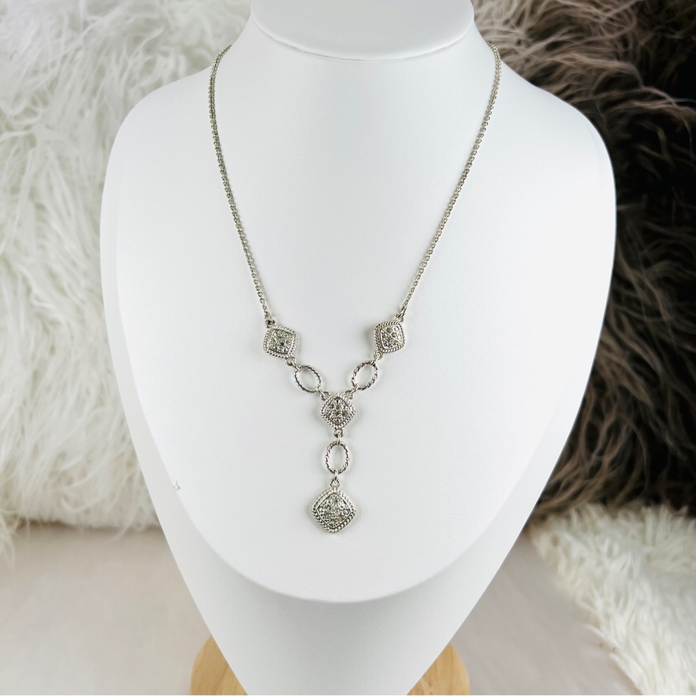 Beautiful Delicate Silvertone Dangle Necklace - image 4
